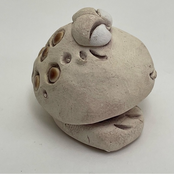 Miniature Cute Pottery Frog Tongue Out - Picture 7 of 10